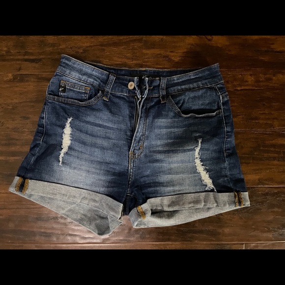 KanCan distressed denim shorts, 27 - Picture 2 of 3